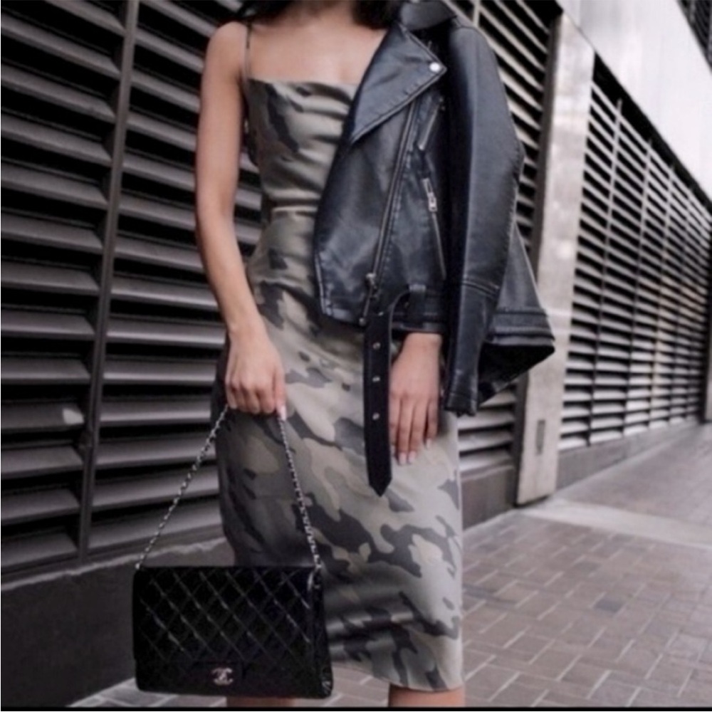 NWT Banana Republic Camouflage Slip Dress Medium - Picture 2 of 6